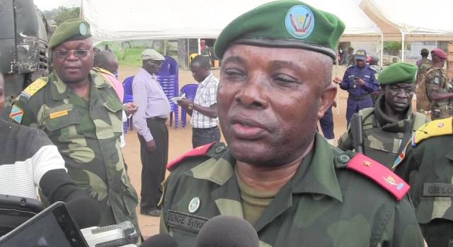 Insécurité à Beni : le général Sylvain Ekenge fustige l&rsquo;instrumentalisation des groupes armées par certains&nbsp;politiciens