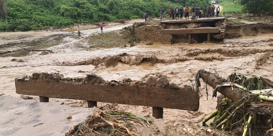 Beni : le pont Hululu sur la RN4 cède après une forte&nbsp;pluie