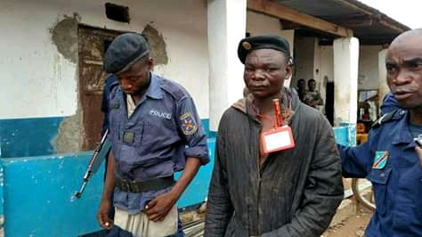Kasumbalesa : la police a arrêté deux bandits qui s&rsquo;assimilent aux&nbsp;policiers