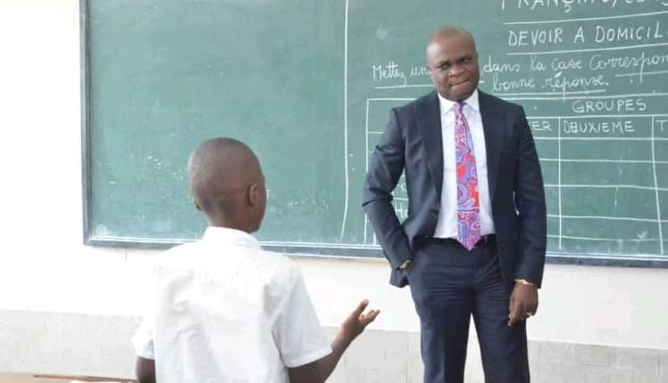 RDC : &laquo;&nbsp;Très prochainement, les élèves pourront reprendre le chemin de l&rsquo;école&nbsp;&raquo; (Willy&nbsp;Bakonga)