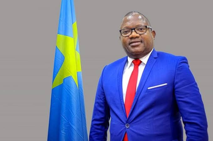 Affaire programme 100 Jours : le ministre John Ntumba va comparaître devant la&nbsp;justice