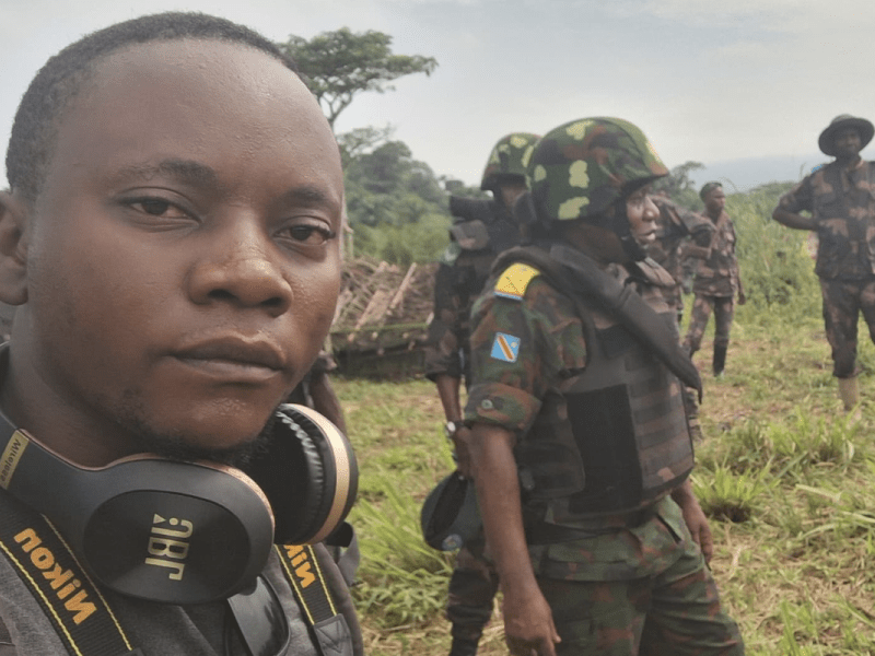 JED préoccupée par la détention de Serge Sindani, journaliste, par les renseignements militaires à Kisangani